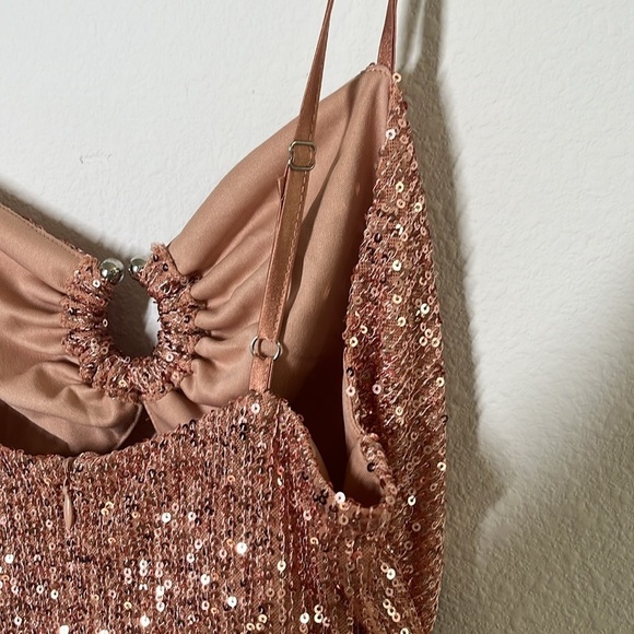 Showpo. Vee Vee Sequin Maxi Dress Size US 4 - Picture 8 of 12